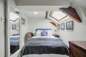 Double bedroom- click for photo gallery